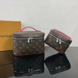 Picture of LV Lady Handbags _SKUfw151028905fw